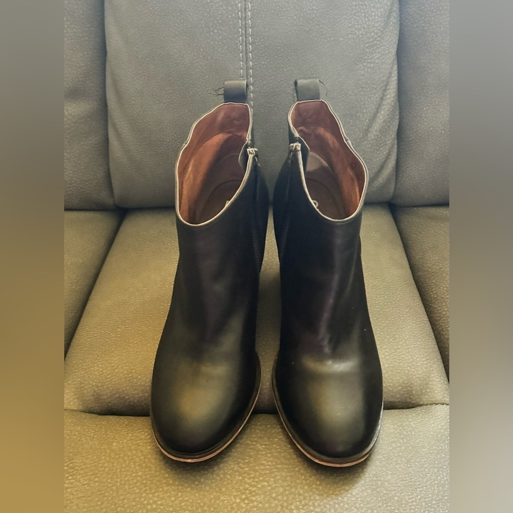 Nordstrom BP Black Leather Ankle Booties size 11 M